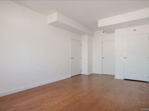 4026 College Point Boulevard PH2D, Flushing NY 11354