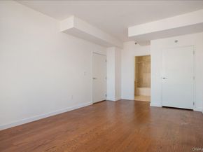 4026 College Point Boulevard PH2D, Flushing NY 11354