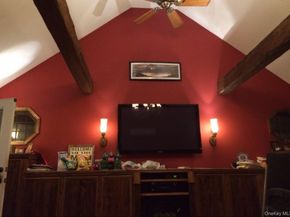 21 Masem Court, Medford NY 11763