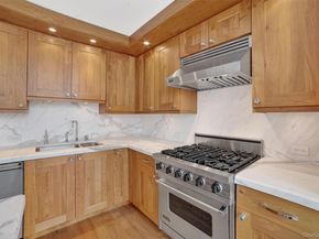 5 Renaissance Square 10G, White Plains NY 10601