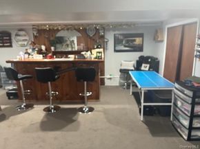 330 florida Avenue, Copiague NY 11726