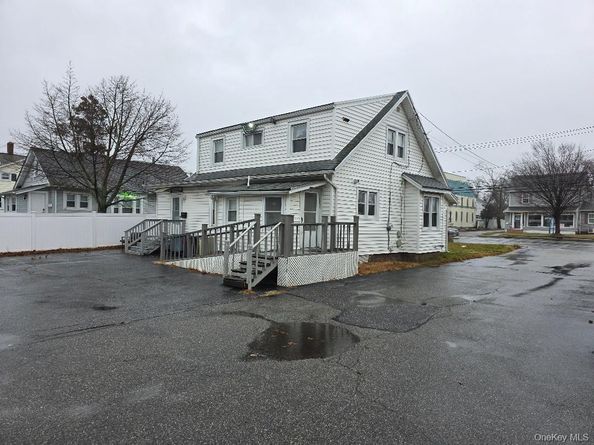 90 Medford Avenue, Patchogue NY 11772