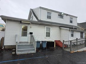 90 Medford Avenue, Patchogue NY 11772