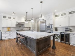 21 Astor Avenue, Saint James NY 11780