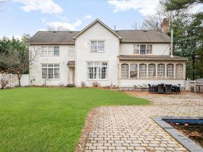 21 Astor Avenue, Saint James NY 11780