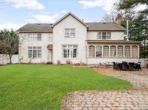 21 Astor Avenue, Saint James NY 11780