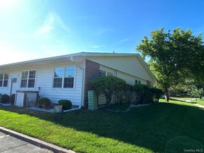 274 Berwick Court A, Ridge NY 11961