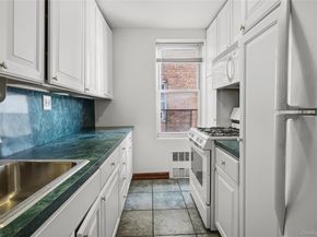 7510 Yellowstone Boulevard 5L, Rego Park NY 11374