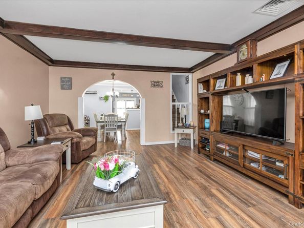 24715 89th Avenue, Bellerose NY 11426