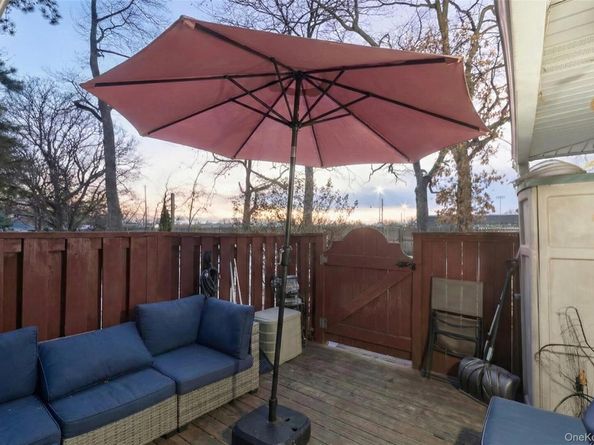 288 Feller Drive, Central Islip NY 11722