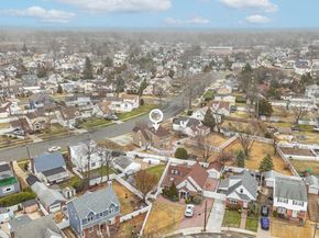 100 Morris Parkway, Valley Stream NY 11580