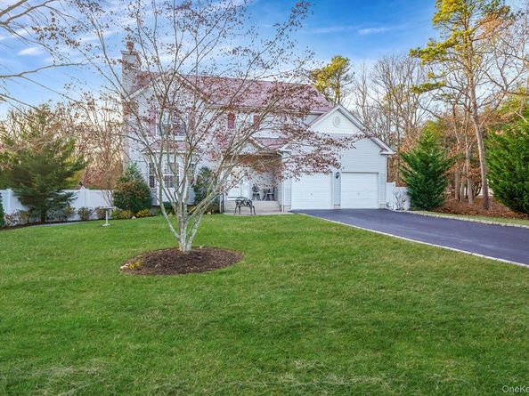 194 Oxhead Road, Centereach NY 11720