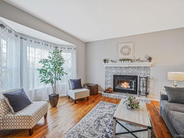 194 Oxhead Road, Centereach NY 11720