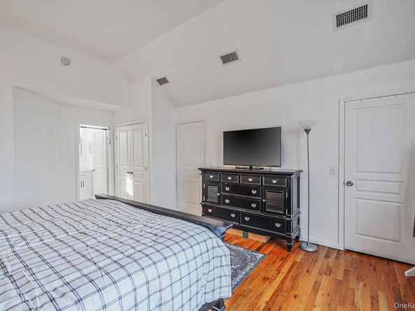 194 Oxhead Road, Centereach NY 11720