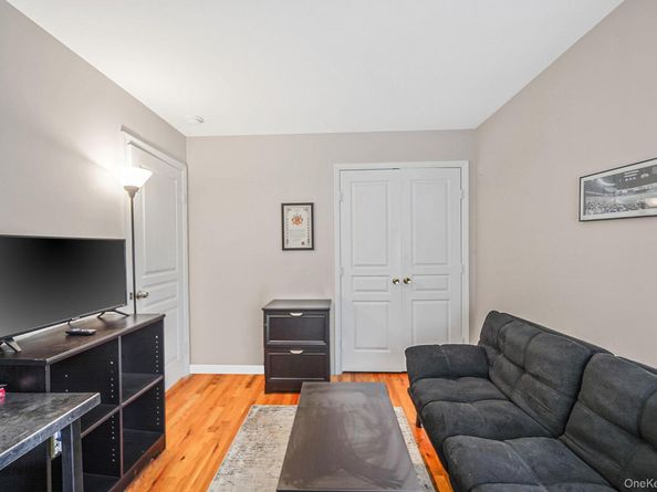 194 Oxhead Road, Centereach NY 11720