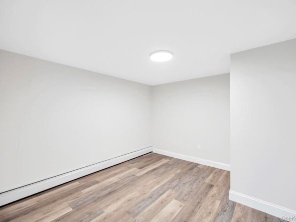 16 Columbus Avenue, Brentwood NY 11717