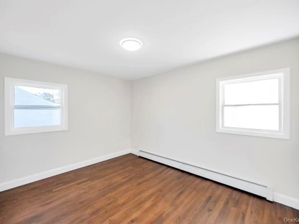 16 Columbus Avenue, Brentwood NY 11717