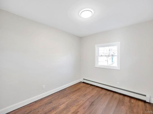 16 Columbus Avenue, Brentwood NY 11717