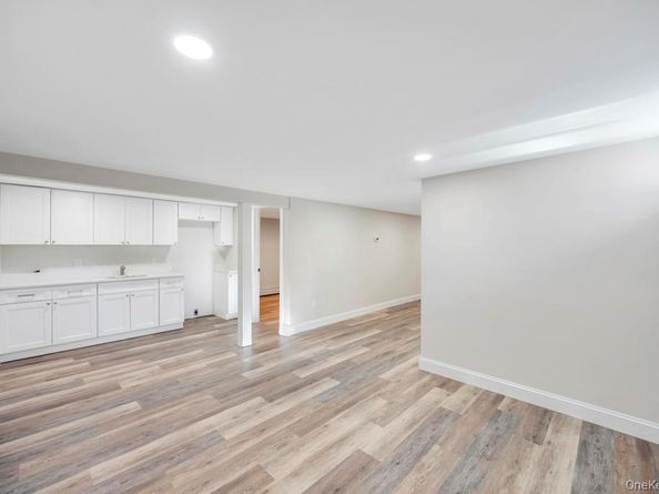 16 Columbus Avenue, Brentwood NY 11717