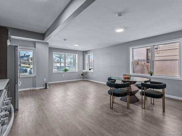 37-08 Francis Lewis Boulevard, Bayside NY 11361