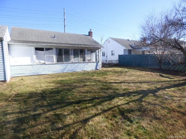 35 Gardner Avenue, Hicksville NY 11801