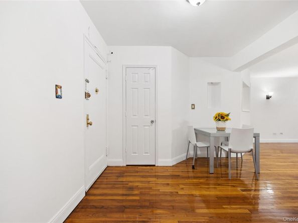 140-10 84th Drive 1B, Briarwood NY 11435