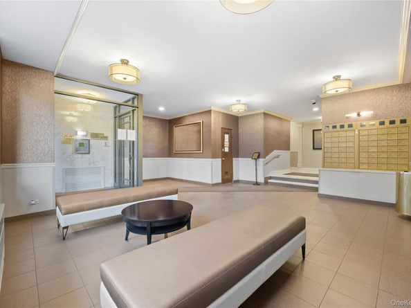 140-10 84th Drive 1B, Briarwood NY 11435