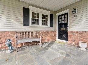 23 Saint Pauls Place, Garden City NY 11530