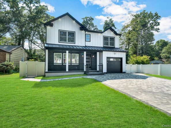 63 Oak Avenue, Huntington Station NY 11746