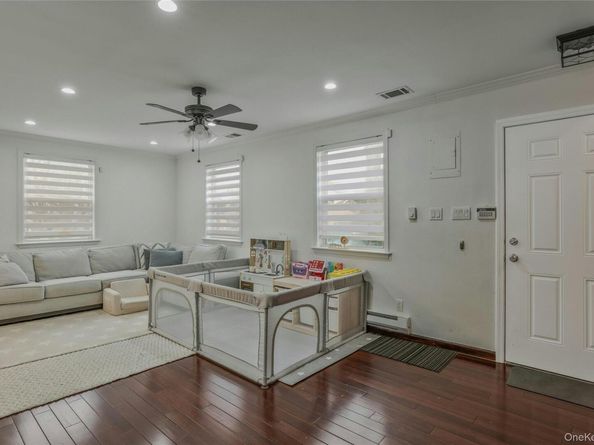 22904 67th Avenue 38, Bayside NY 11364