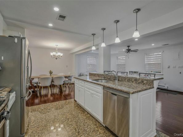 22904 67th Avenue 38, Bayside NY 11364