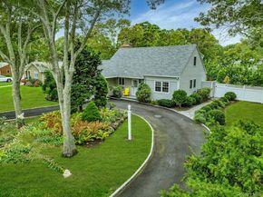 17 Lovell Road, Hampton Bays NY 11946