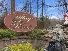 8 Dogwood Court 8, Selden NY 11784