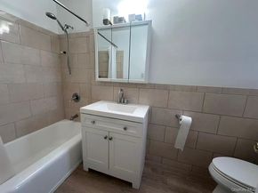 150-11 72nd Road 6F, Flushing NY 11367