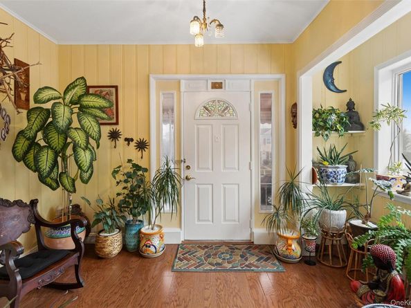 140 Roosevelt Boulevard, Long Beach NY 11561