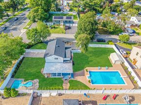 2 Polo Street, Dix Hills NY 11746