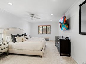 39 Chestnut Lane, Woodbury NY 11797