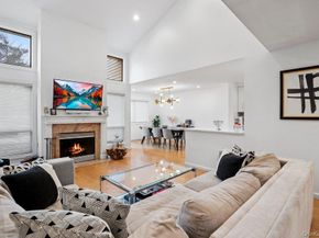 39 Chestnut Lane, Woodbury NY 11797