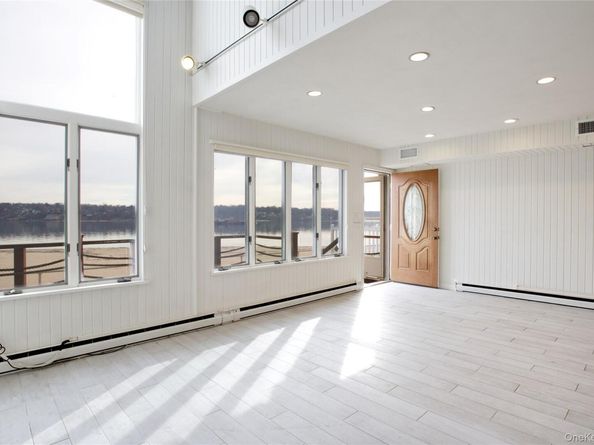 75-02 West Shore Road 2, Port Washington NY 11050