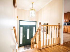 51 E 2nd Street, Freeport NY 11520