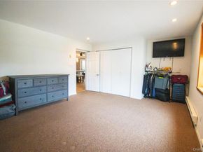 51 E 2nd Street, Freeport NY 11520