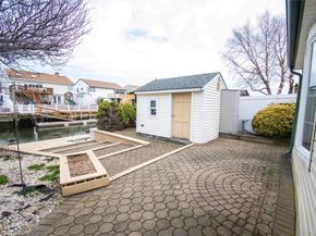 51 E 2nd Street, Freeport NY 11520