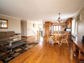 51 E 2nd Street, Freeport NY 11520
