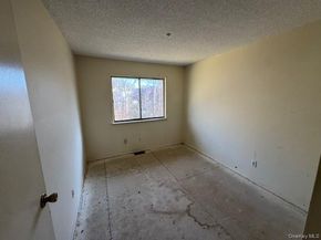 88 Drexelgate Court, Middle Island NY 11953