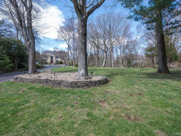 129 Round Swamp Road, Huntington NY 11743