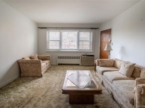152-06 Jewel Avenue 83A, Flushing NY 11367