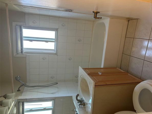 254 Edmunton Drive #K1 Edmunton Drive #K1 K1, North Babylon NY 11703