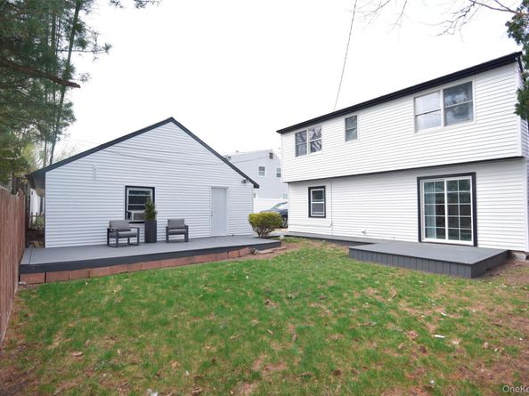 130 Balsam Lane, Levittown NY 11756