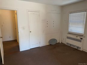 45-63 189th Street, Flushing NY 11358