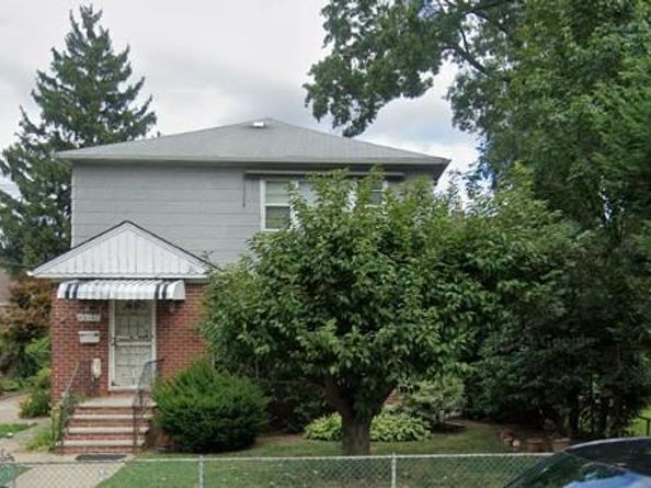 45-63 189th Street, Flushing NY 11358